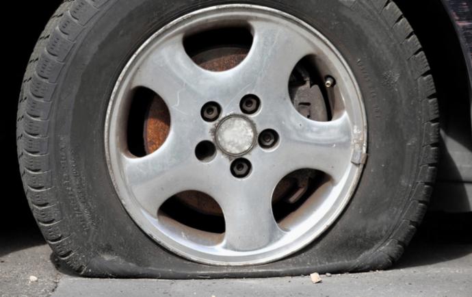Tip Of The Day: Make Sure Your Spare Tire Has Air It, Two Flat Tires Suck!
