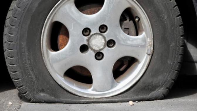 A Flat Tire Happens From Time To Time & Do You Know How To Chance A Flat Tire?