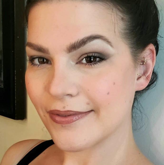 Guys, Is this woman pretty and how old does she look?