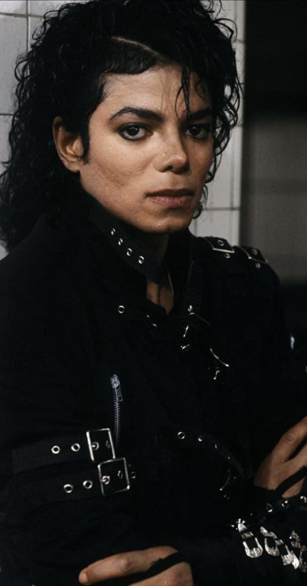 In which way was pop icon, Michael Jackson, dressed at his best?