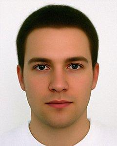 Girls, which of these two guys would you rather go out with?