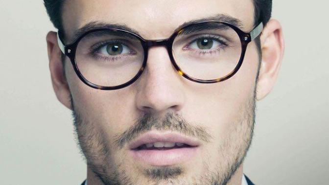 How to make glasses look good?