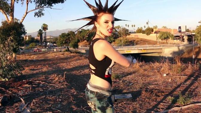 Do boys like alt girls?
