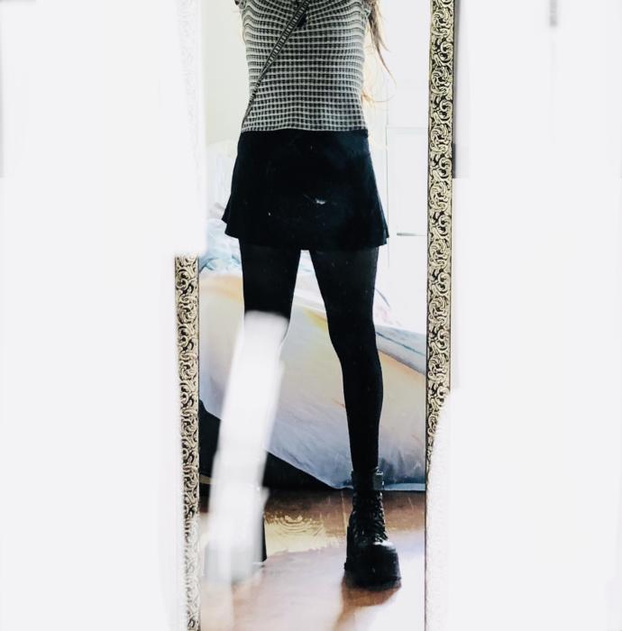 Black shorts or black skirt ( I’m wearing a skirt. Wondering if shorts would pair better)?