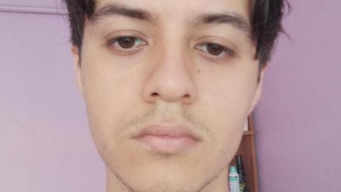 Why are girls never interested in me? Am ı repulsive and unattractive?