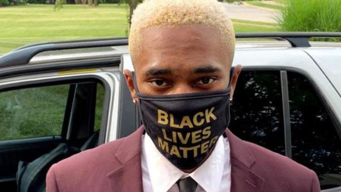 Did this teen deserve to get kicked out of his graduation ceremony for wearing a BLM mask?
