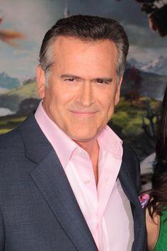 Is it true that real guys are not afraid to wear pink and guys with tiny dicks and fragile egos are triggered by the color pink?