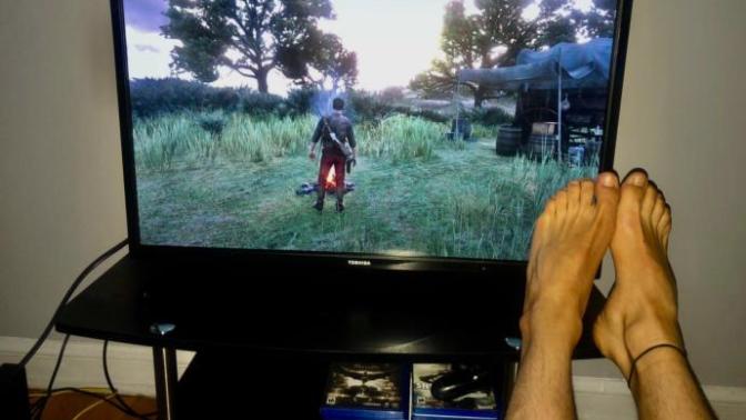 Do you girls get jealous of your boyfriend’s PlayStation at all?