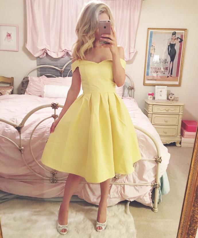 Do men prefer girly girls or tomboys?