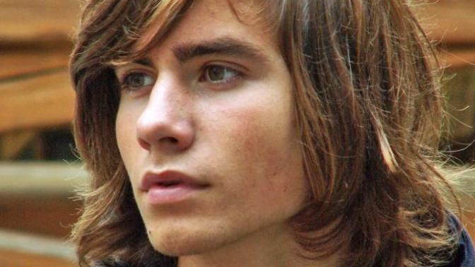 If you have short hair but your son grows his long and shaggy, does it mean that he doesn't look up to you anymore?