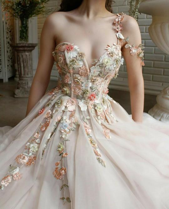 If you are planning on getting married, what colour would you like your dress to be?
