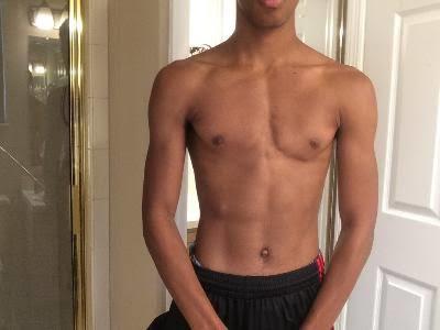 Do girls want muscular guys or skinny guys?