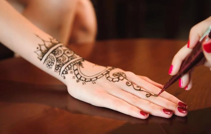 What do you think of henna body art?