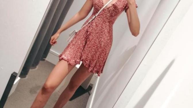 Is this a cute dress?