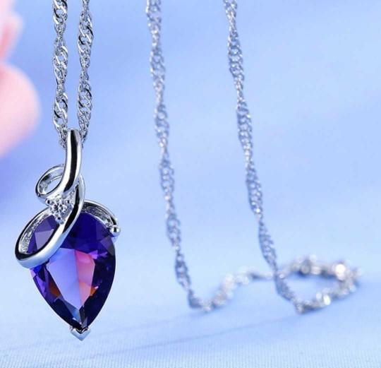 A gift for my girlfriend?
