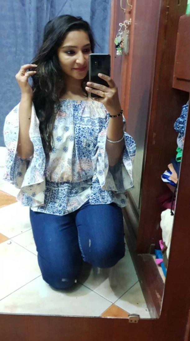 Do you guys wear proper workout outfit even when you go for a casual work?