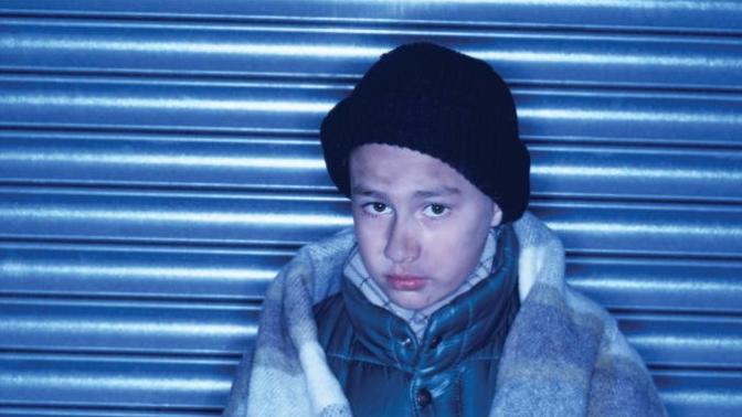 Moral dilemma: Is it selfish to have and raise children in poverty knowing you can't afford them?