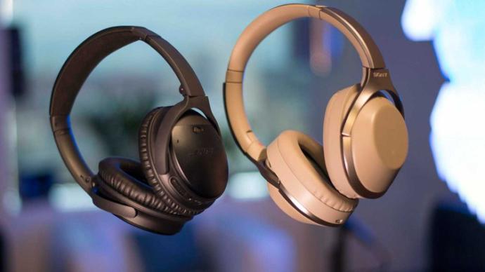 Sony or Bose headphones π§?