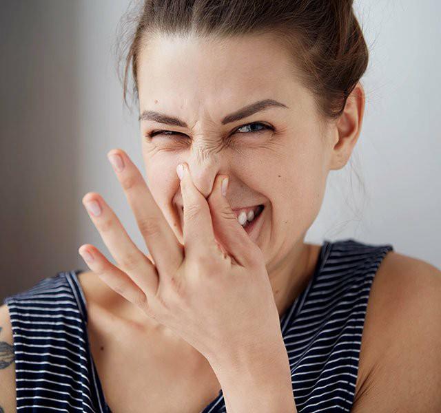 What is the most pleasant smell you have ever smelled and what is the most unpleasant smell you have ever smelled?
