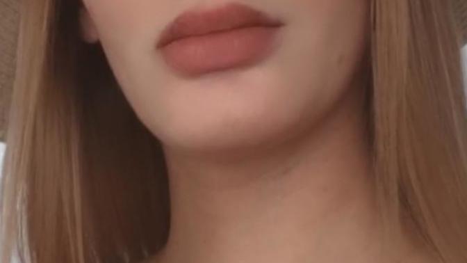 Would a big jawline/chin bother you on a girl?