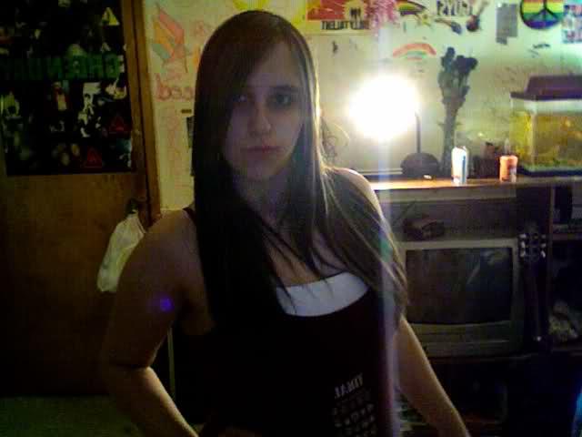 The better clothes--- black or white?