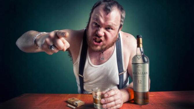 Guy I’m dating is a mean drunk. I'm not sure what to do. Any advice?