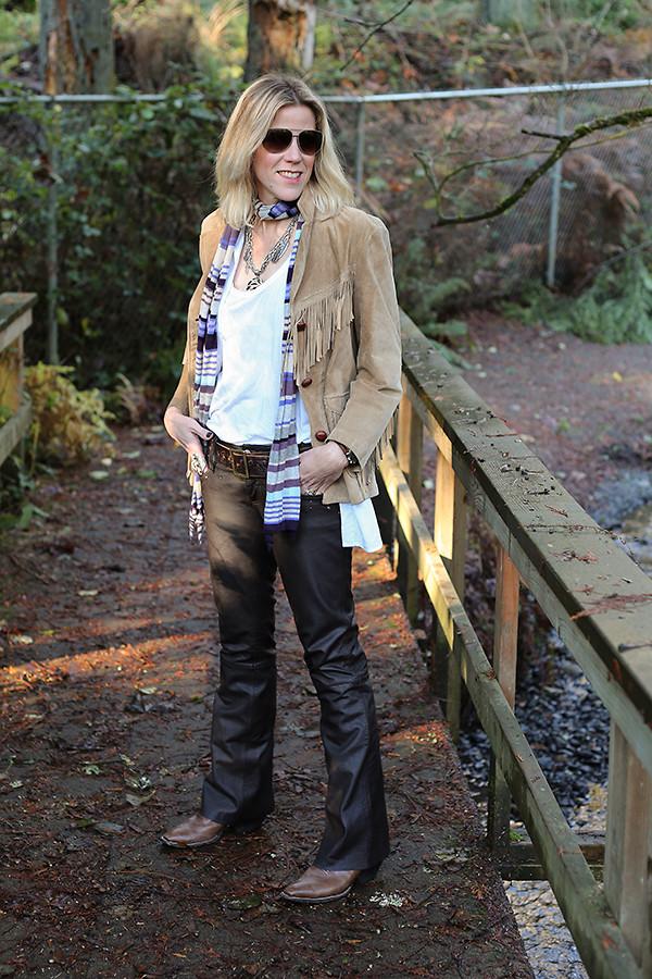 Do you find the cowboy boots with leather pants look great, okay or terrible?