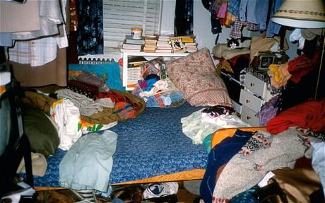 What would you do if you were dating someone and then found out they were hoardersđŚ?