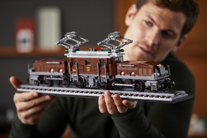 Which of these New Official Lego Sets is your favorite?