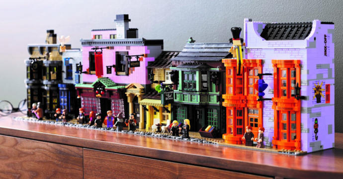 Which of these New Official Lego Sets is your favorite?