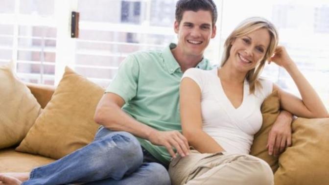 Should I be supportive/optimistic about my mom dating a much younger guy? I so how can I change my mindset to become that way?