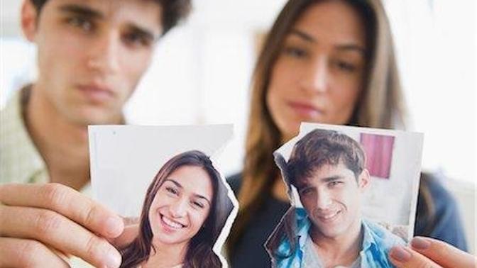 What’s something you're worried about the opposite sex finding out about you that would immediately end the relationship?
