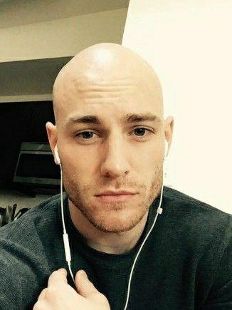 Pick the between the 2 extremes. No in between. Would you rather date a bald guy or a guy with long hair?