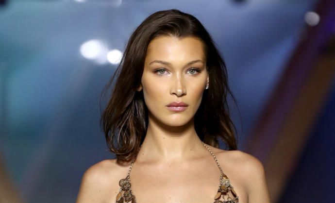 Would a guy ever say something about insta models being sexy around the girl he likes?