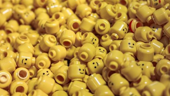 Would you eat lego head-shaped macaronic and cheese?