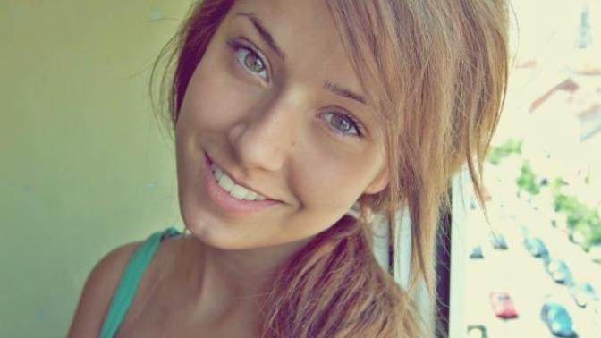 Do you like no makeup, minimal makeup or no makeup on a girl?