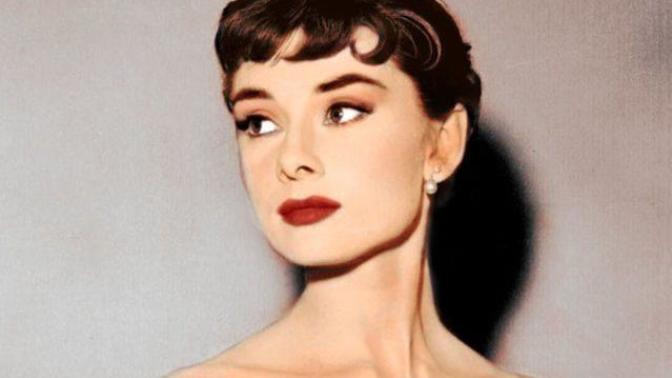 Should I get Audrey Hepburn style baby bangs？?