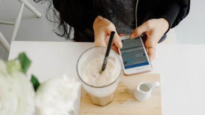Introverts and shy people: do you ever find yourself cancelling on date plans?