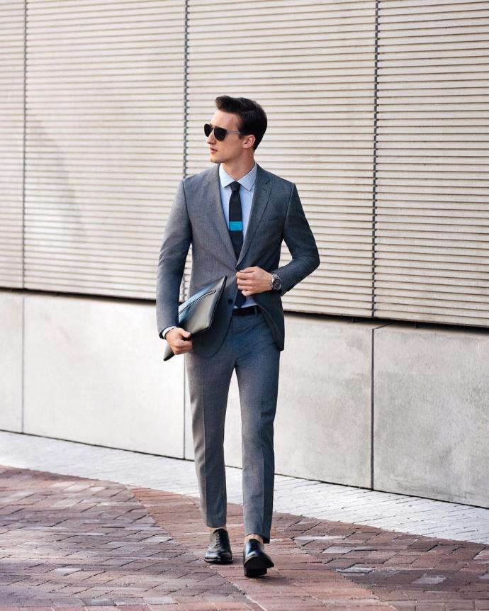 What clothing style do you find the most appealing and why?
