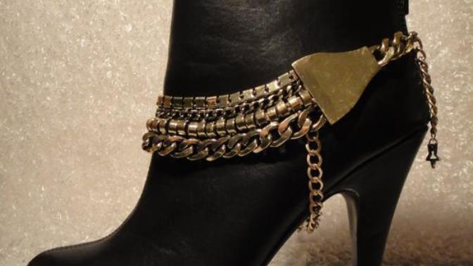 Which chained boots you like the most?