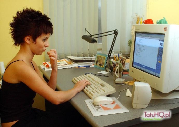 Where do I find a tomboy girlfriend?
