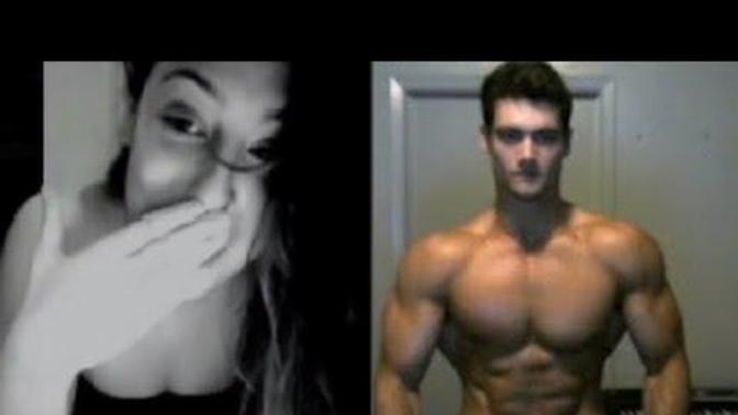 How are girls impressed by Connor's Murphy body when he is too muscular?