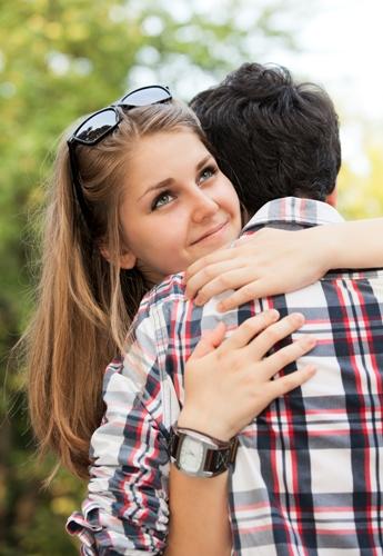 Is confiding to a female friend while being in a relationship a good or bad idea?