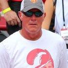 Did Ryan Jensen of the Buccaneers have a right to complain for allowing Brett Favre in 1st home game of 2020 while not his family?