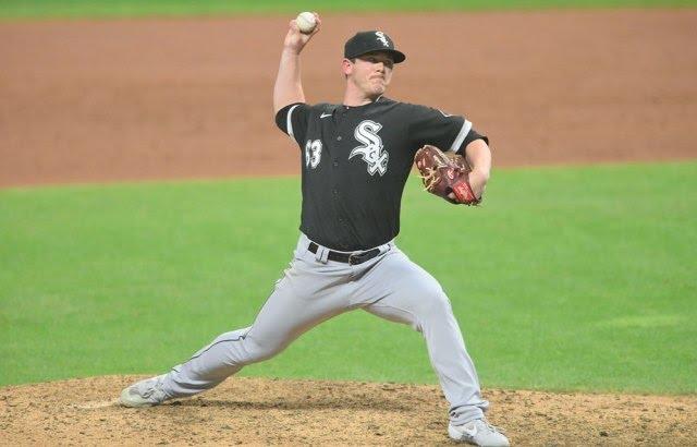 Although it isnt required on the baseball field, is it better that Major League Baseball players wear masks or not wear them?