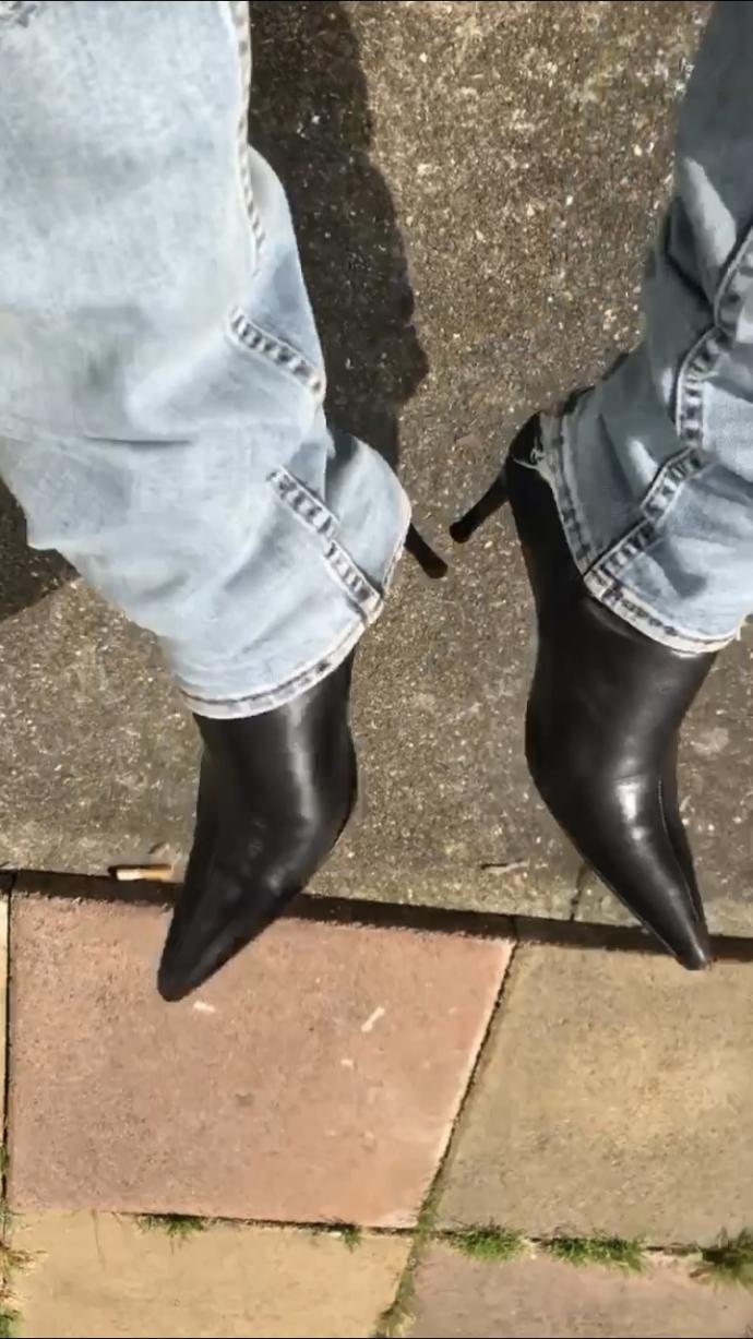 Jeans and heeled boots?