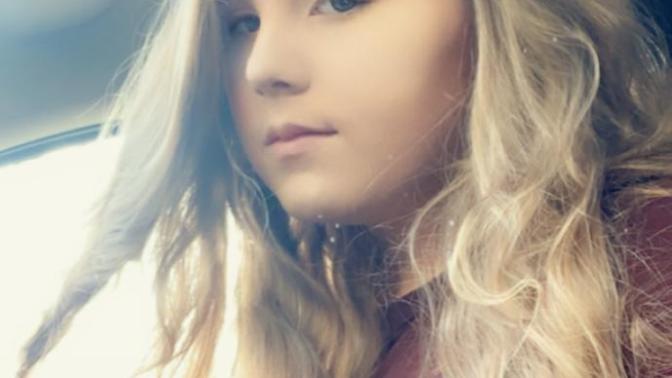 Girls- would I even be considered attractive to other women?