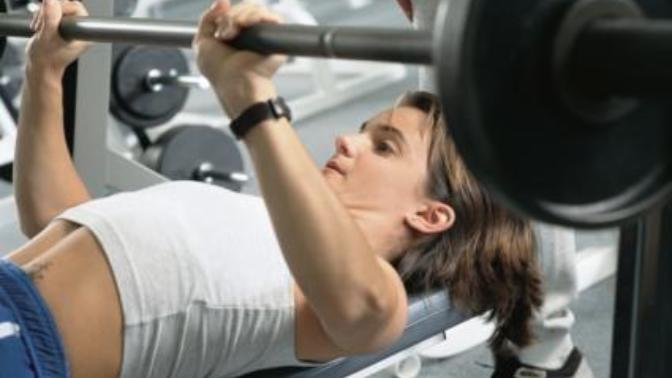 Girls, how much weight can you bench press?