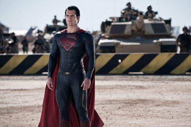 Should men be able to behave around women the way women behave around Henry Cavill?