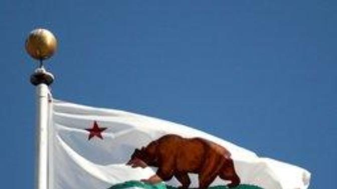 Does the bear and star have any major significance that is shown on the flag representing California?